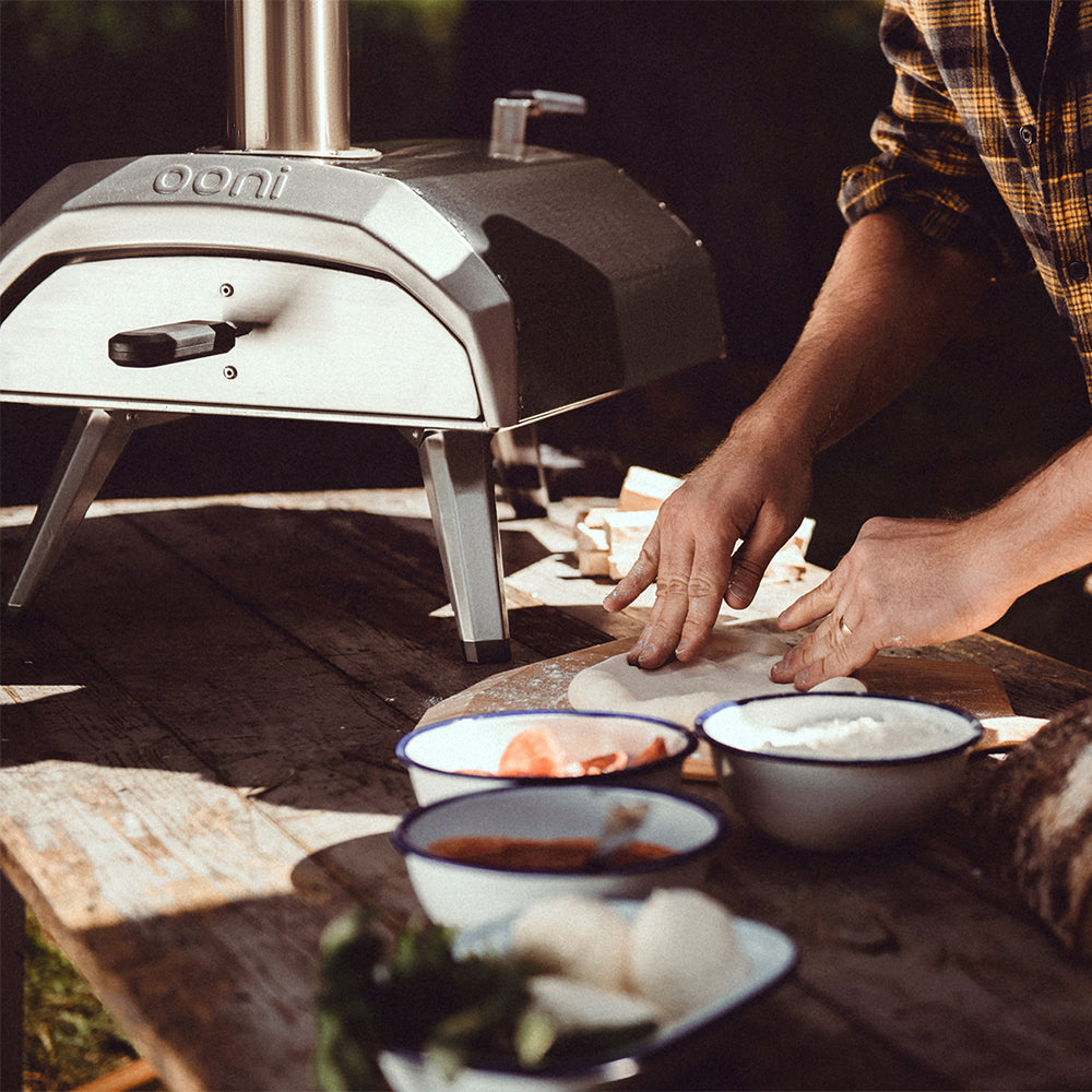 Ooni Karu 12 Multi-Fuel Pizza Oven